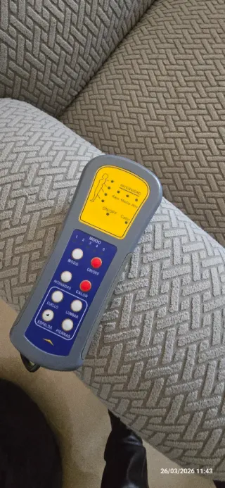 Sillón relax con masaje gris, con funda.