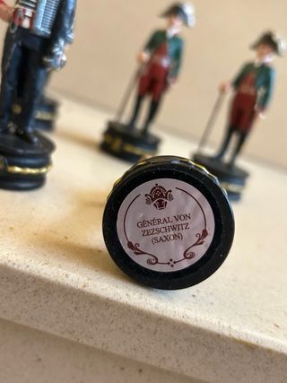 Lotto di 11 vecchi soldatini di piombo