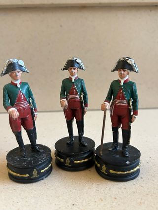 Lotto di 11 vecchi soldatini di piombo