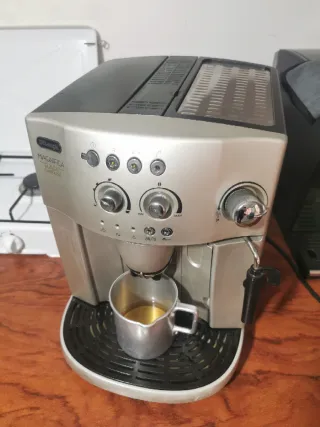 Cafetera Delonghi Magnifica Rapid Cappuccino