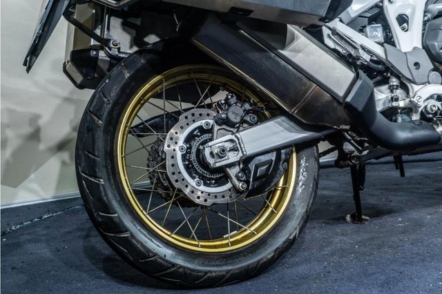 HONDA CRF 1100 Africa Twin ADVSport DCT IMPECABLE * MALETAS LATERALES ORIGINALES * DCT