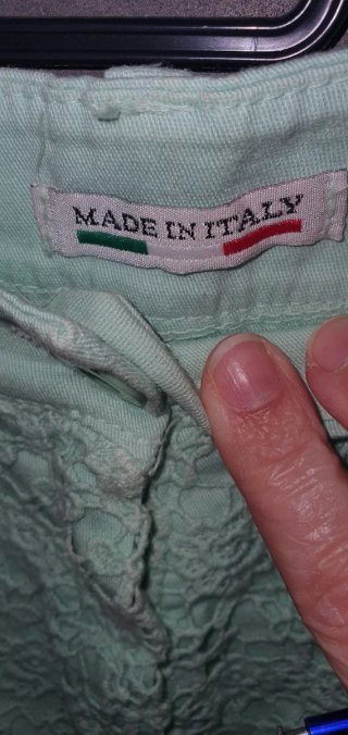 Pantalón corto encaje verde talla M Made in Italy