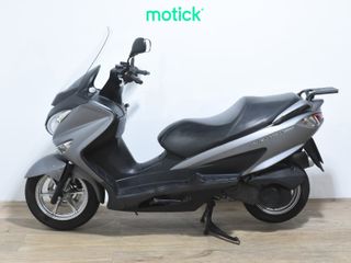 SUZUKI BURGMAN 200
