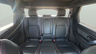 Land Rover Discovery Sport 2.0 Si4 MHEV Black AWD Auto 213 kW (290 CV)