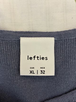 Blusa Lefties Morada con Botones