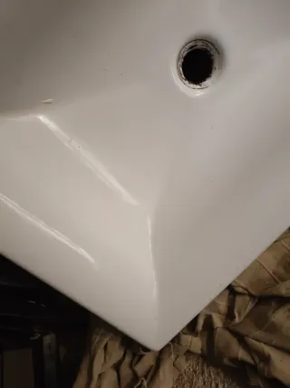 Lavabo de cerámica blanco