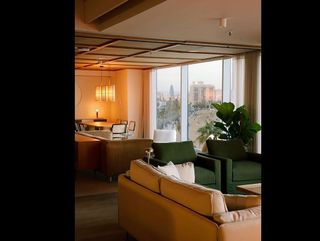 Oficina en alquiler en La Barceloneta en Barcelona