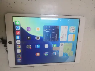iPad 8ª Gen 2020 A2270 128gb sin pantallas