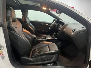 Audi RS5 4.2 FSI quattro