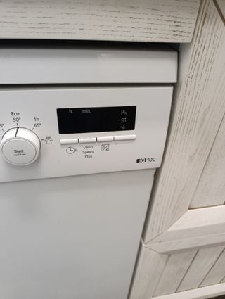 Lavavajillas Siemens iQ100 SN215W01DE