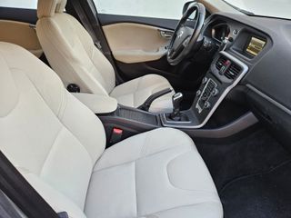 Volvo V40 2015 diesel