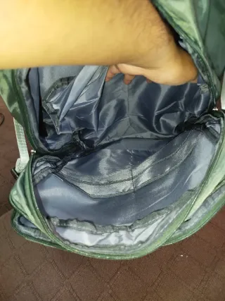 Mochila de viaje verde 6 compartimentos