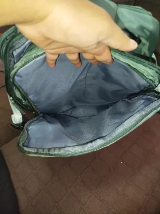 Mochila de viaje verde 6 compartimentos