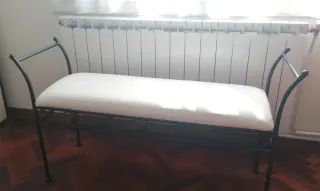 Banco pie de cama blanco