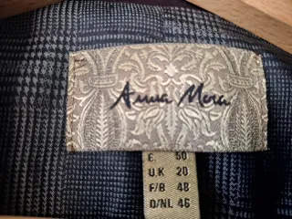 Traje Anna Mora Chaqueta y Pantalón T48 Marrón.