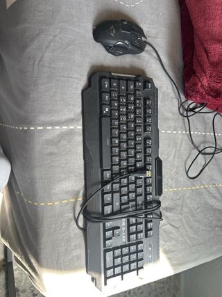 Teclado de G-LAB y Ratón CXT Gaming Gama Media.