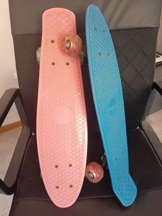 2 Patinetes Penny Board Rosado y Azul