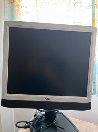 Pantalla AOC Plata/Negra