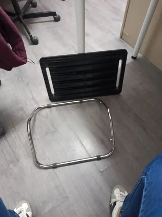 Reposapiés de oficina