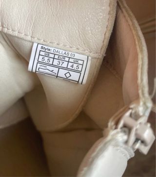 Botas altas Chika10 color crema