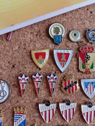 Pins pines Pins de Equipos de Fútbol Españoles
