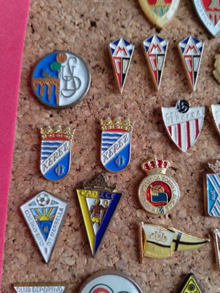 Pins pines Pins de Equipos de Fútbol Españoles