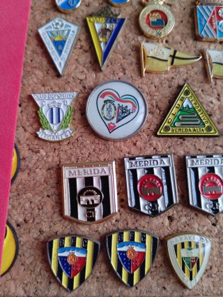 Pins pines Pins de Equipos de Fútbol Españoles