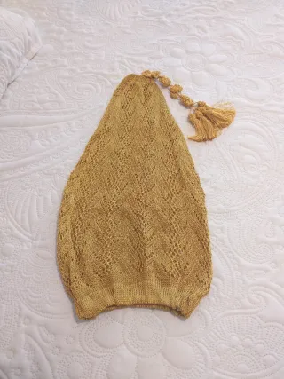 Gorro tejido niña 5-6 años.para fallera