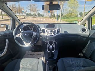 Ford Fiesta 1.4 TITANIUM