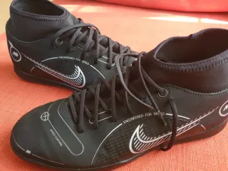 Botas de fútbol Nike Mercurial Talla 44.5