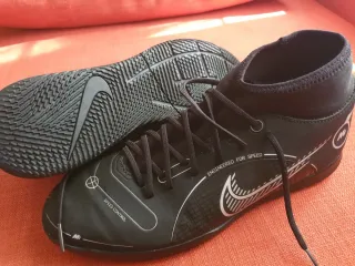 Botas de fútbol Nike Mercurial Talla 44.5