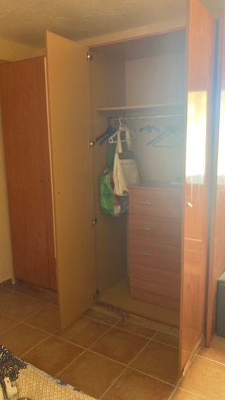 Armario dormitorio 2.5m x 2m