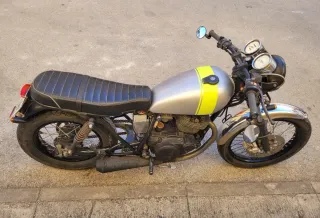 Yamaha SR250 Cafe Racer Homologada