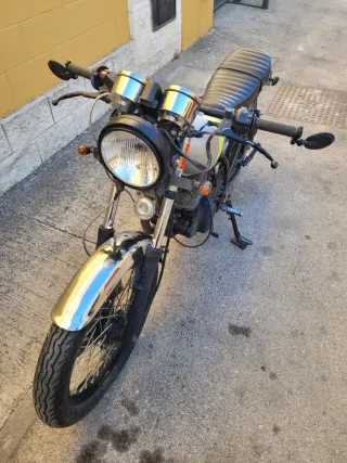 Yamaha SR250 Cafe Racer Homologada