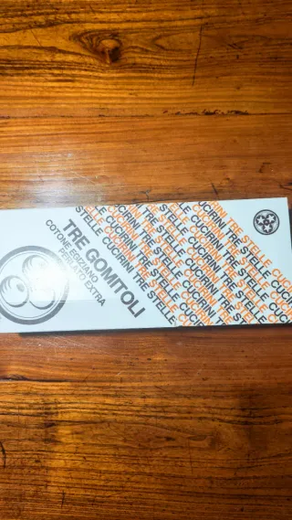 Confezione Gomitoli Cucirini Tre Gomitoli