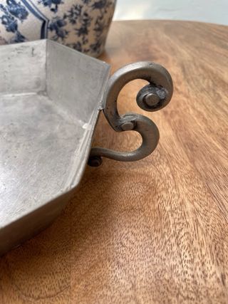 Bandeja antigua decorativa, estaños de Pedraza