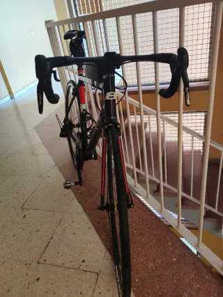 Bicicleta carretera B-Pro R200