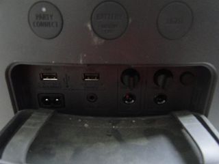 ALTAVOZ BLUETOOTH SEMINUEVO (150101)