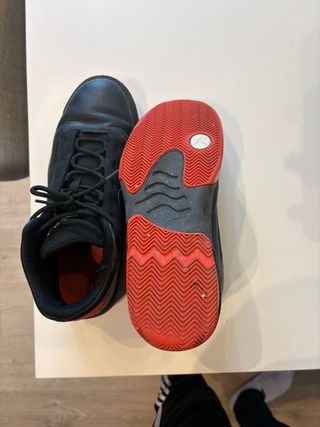 Nike Air Jordan Max Aura 2 Talla 43