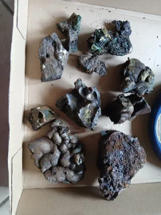 Rame nativo minerale grezzo. Quasi 2kg