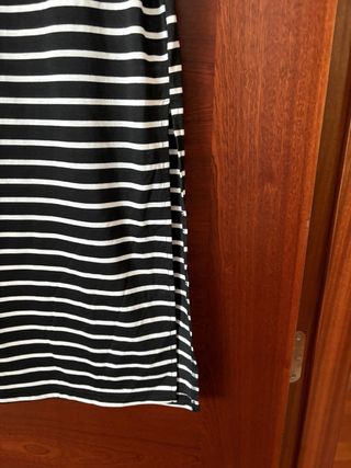 Vestido midi rayas blanco y negro