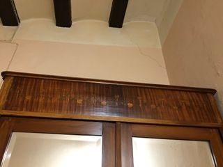 Armario antiguo madera marquetería espejo