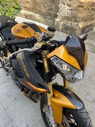 Benelli 1130 Cafe Racer Negra/Dorada
