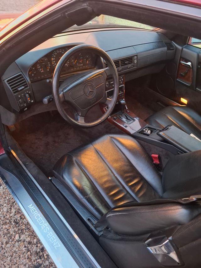 Mercedes-Benz  SL 320 R129