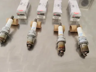 4 Bujías NGK 6458 PFR6Q  Laser Platinum Audi 1.8 T