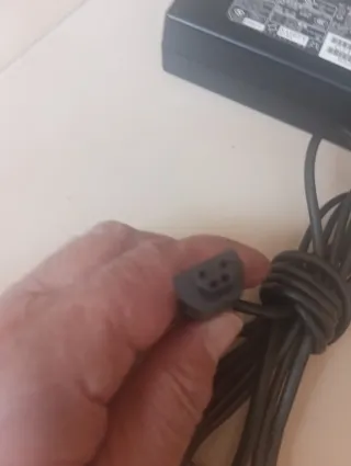 Cargador Toshiba 120W 4 pines