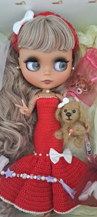 Caja Muñeca Blythe fake Vestido y Accesorios