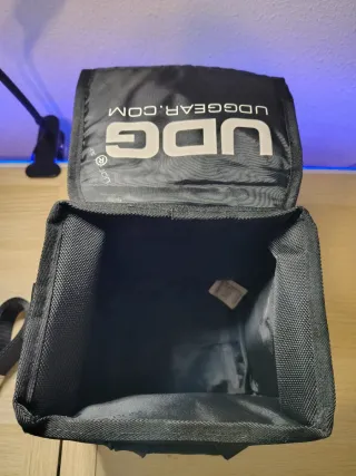 Bolsa UDG Ultimate 7" SlingBag 60 vinilos. NUEVA!