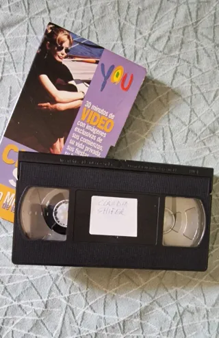 2 Cintas VHS: Cindy Crawford e Claudia Schiffer