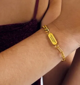 Oferta Pulsera twist chapada oro 18kt